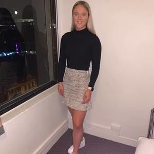 Meet your Posher, Zoe